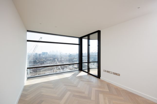 Flat for sale in .07 Principal Tower, London, London