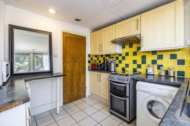 Cedar Court, 647, Western Boulevard, Nottingham photo 3