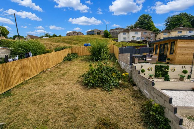 35 Heol Pandy, Bridgend photo 2
