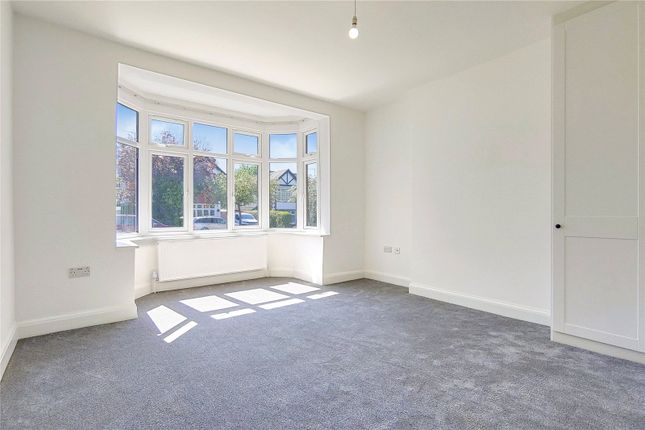 29, Princes Court, Wembley photo 4