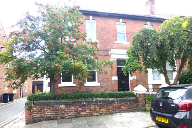 Thumbnail Flat to rent in Holly Avenue, Jesmond, Newcastle Upon Tyne