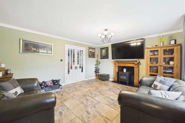 11, Colgrain Avenue, Glasgow photo 4