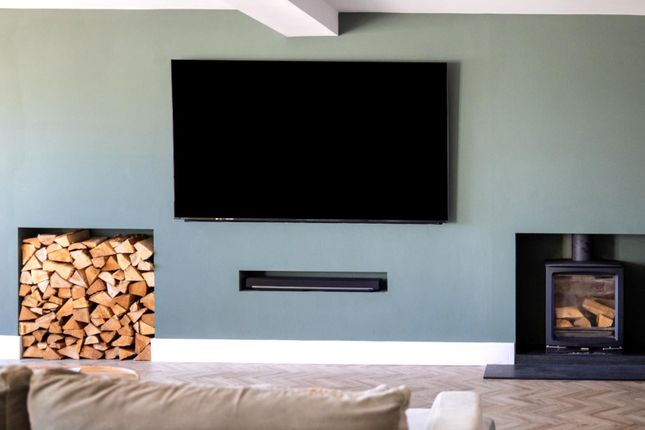 Old Fort Road, 156-037.Jpg