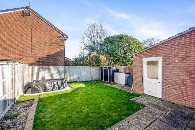 54 Chennells Way, Horsham photo 4