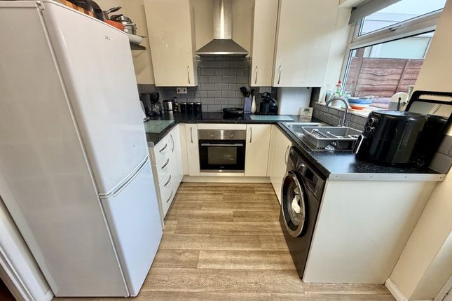 Ashmead, Yeovil photo 2