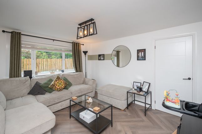 3d, Fleming Road, Cumbernauld photo 3