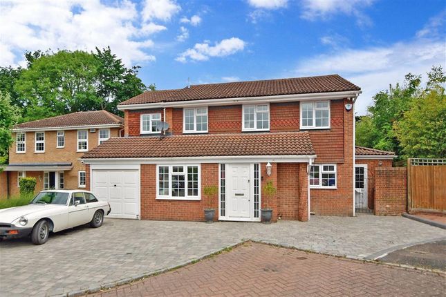 Thumbnail Detached house for sale in Carroll Gardens, Larkfield, Aylesford, Kent