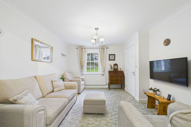 6 Acton Court, Whitehaven photo 4