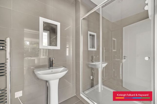 Flat 4, 62, Upper Tulse Hill, London photo 4