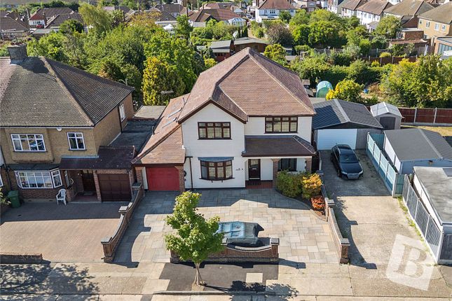 2, Brookmans Close, Upminster photo 2