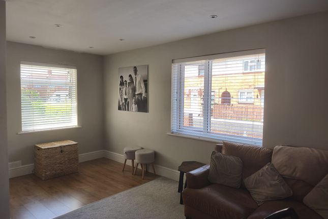 82, Horsea Road, Portsmouth photo 3