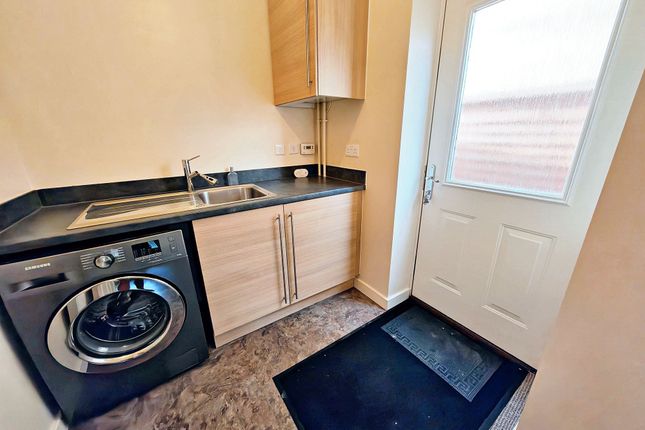 6 The Moldens, Trowbridge photo 3