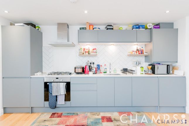 Flat 6, Higgins House, 161 St James’s Road, Bermondsey, London photo 4