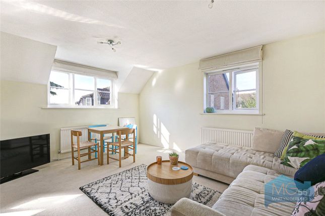 57, Galdana Avenue, Hertfordshire photo 2