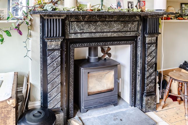 5, Roundhay Mount, Leeds photo 4