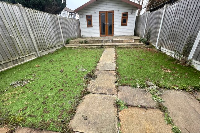 00, Cromer Road, Romford photo 5