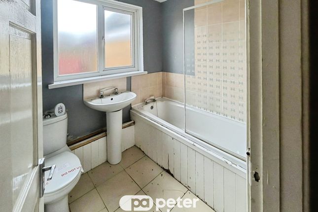 111, Glanymor Street, Neath photo 5