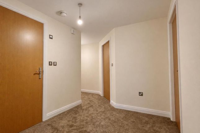 92, Kentmere Drive, Doncaster photo 2