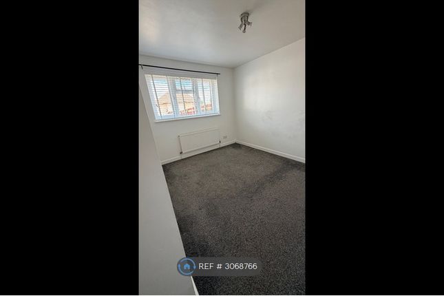 Flat, Lenbee House Kellaway Road, Chatham photo 3