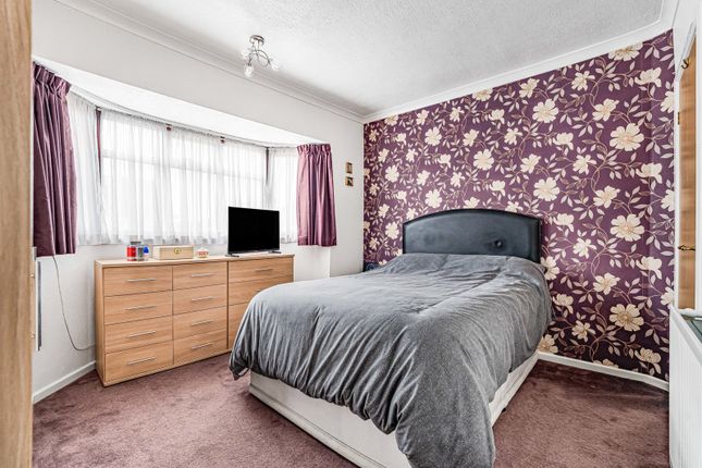 55, Wolsey Road, Surrey photo 4