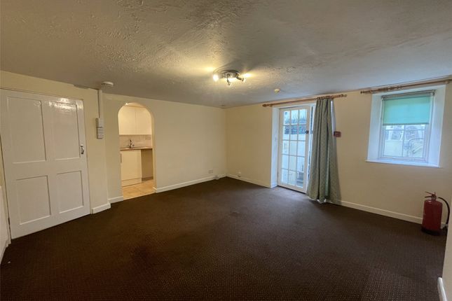 Flat 1, 7, Newport Terrace, Devon photo 3