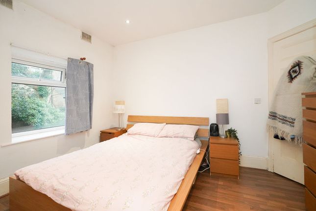 Flat 5, 94 Tapton Crescent Road, Sheffield photo 4