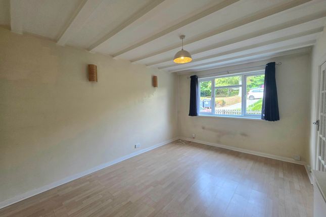Flat 17, Torquay photo 2