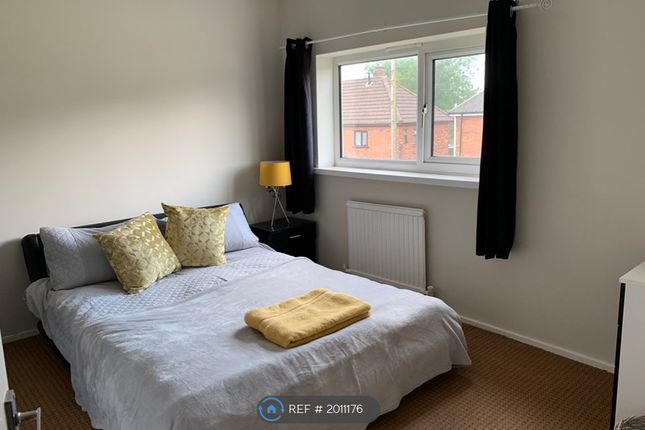 Room to rent in Oliver Road, Stoke On Trent