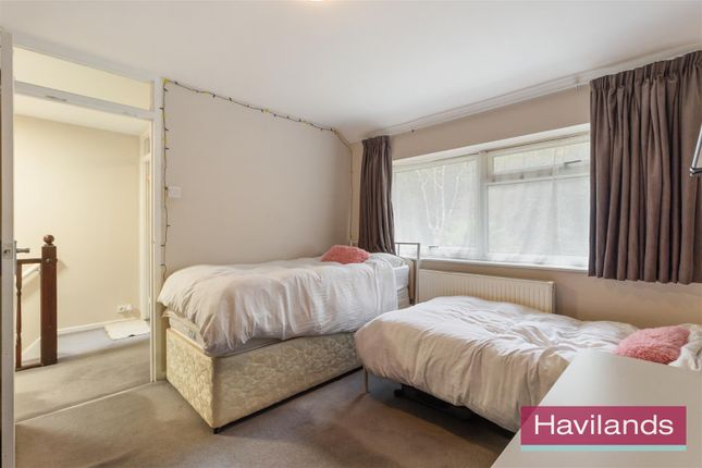 Hydefield Close-3.Jpg