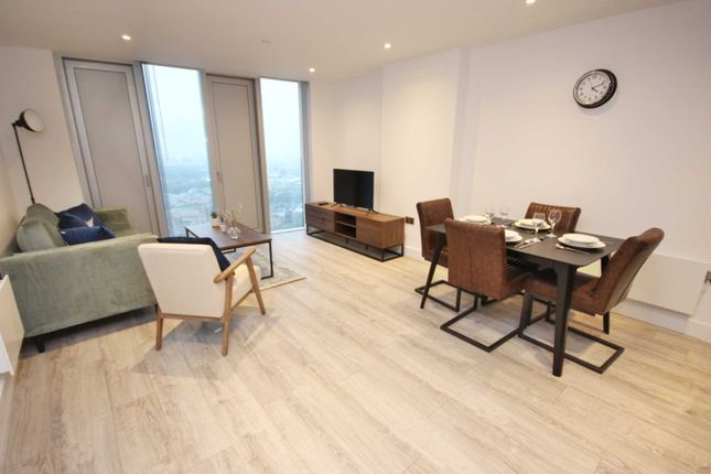 Flat to rent in The Blade, Silvercroft Street
