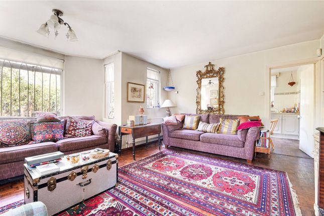 Thumbnail Flat for sale in Gore Road, London