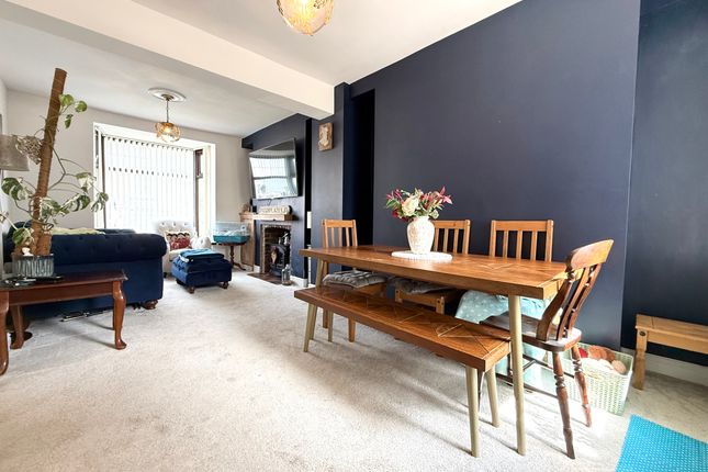 28 Bailey Street, Mountain Ash photo 5