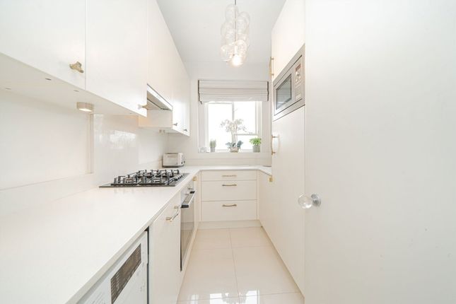 Flat 5, 86, Kensington Park Road, London photo 3