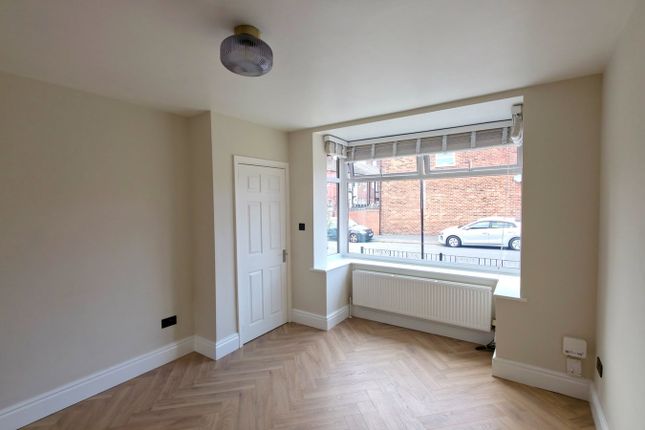 4, Dysart Street, Ashton-under-lyne photo 3