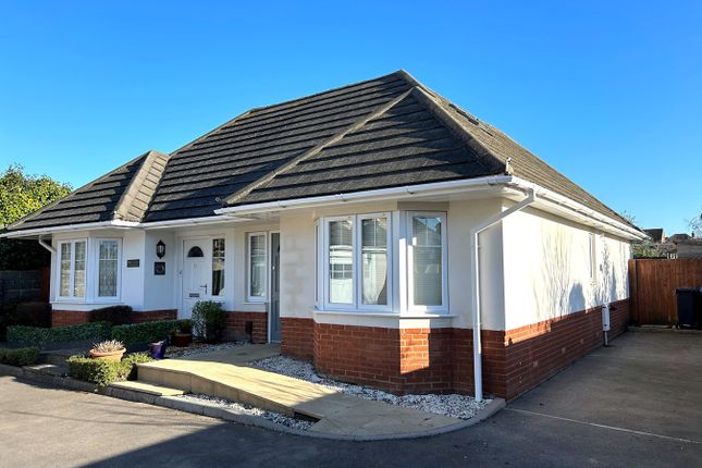 Thumbnail Property to rent in Stokes Avenue, Poole