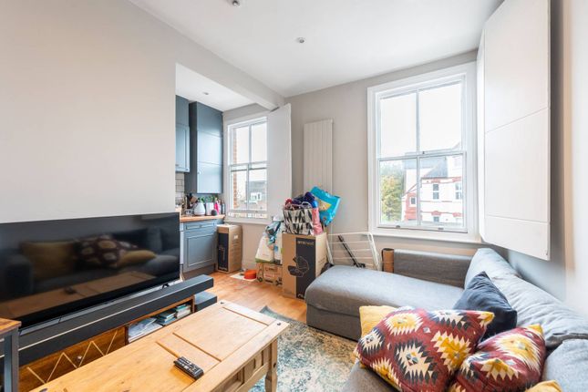 Thumbnail Flat to rent in Sternhold Avenue, 4, Streatham Hill, London
