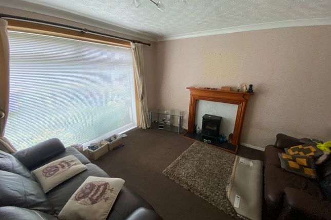 2, Forbes Place, Kilmarnock photo 3