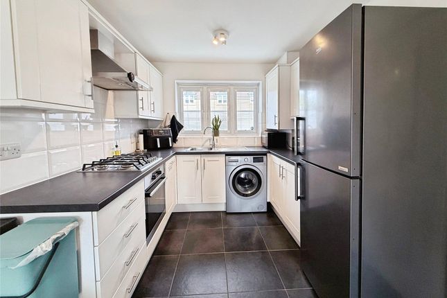 23, Snow Avenue, Leicester photo 4
