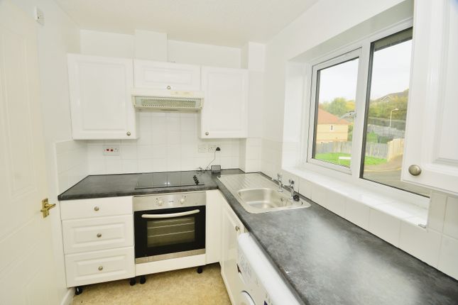 Flat for sale in Mayfield Avenue, Dover