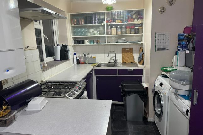 Room to rent in Heather End, Swanley