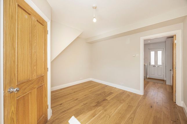 9, Cross Road, Dartford photo 4