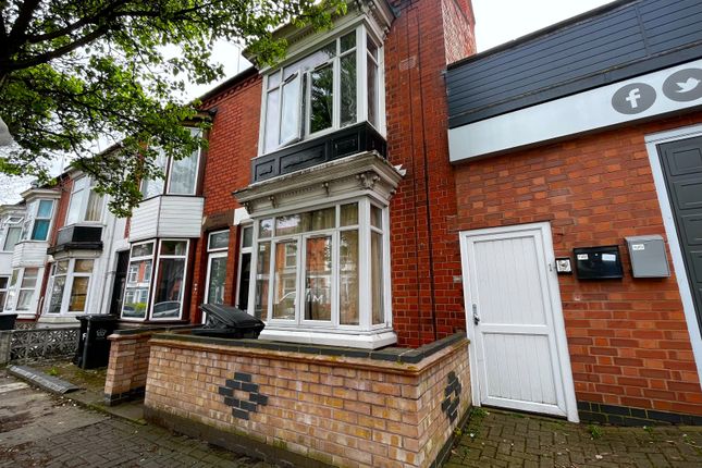 Thumbnail Terraced house for sale in Eastleigh Road, Leicester