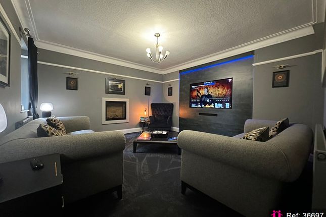323, Orrell Road, Wigan photo 3