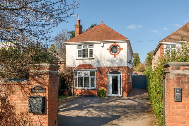 Thumbnail Detached house for sale in Watling Street, Hinckley