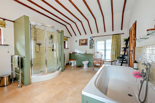 En Suite Bathroom