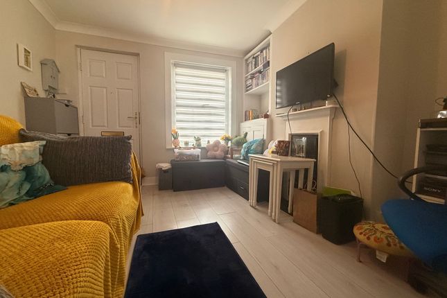 7 Forge Road, Tunbridge Wells photo 3