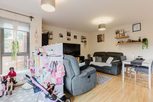 Tw14 8Dr - High Res-34.Jpg