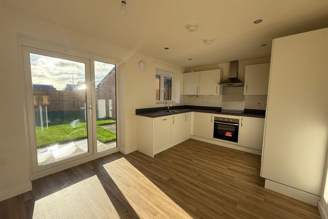 25, Monks Park, Hull photo 2