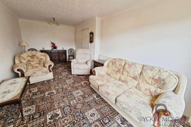 13, Priory Close, Coalville photo 3