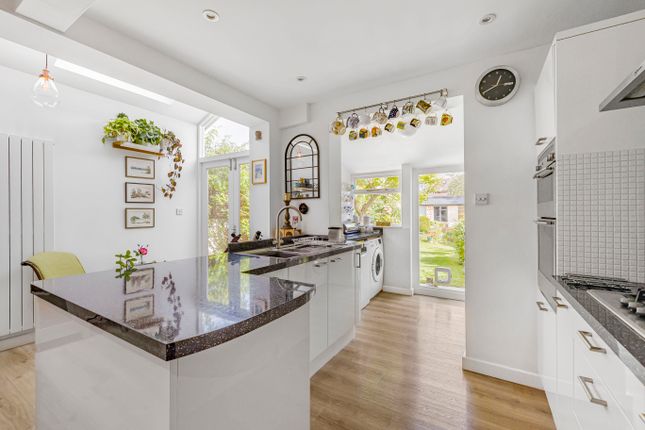 End terrace house for sale in Iffley Fields, Oxford